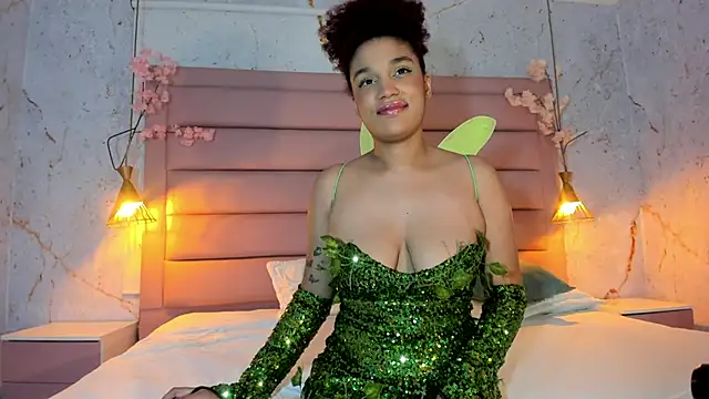 loladupont online show from October 12, 2025, 3:05 am