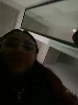 michell boobs  online show from March 6, 2025, 12:19 pm