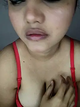 Snapshot of Riya_Stream01 chatting on February 14, 2025, 5:14 pm Riya Stream01 online show from February 14, 2025, 5:14 pm