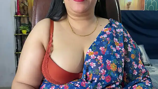 FlatVincy4 online show from March 17, 2026, 7:01 am