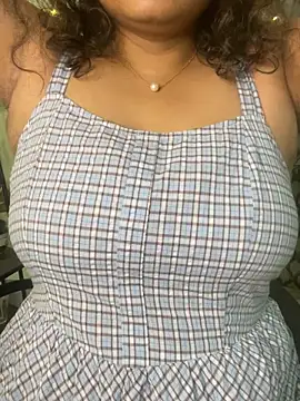 Snapshot of hot_menka chatting on September 29, 2025, 9:47 am hot menka online show from September 29, 2025, 9:47 am