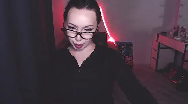 Snapshot of MoranaMissGod chatting on February 3, 2025, 12:25 am MoranaMissGod online show from February 3, 2025, 12:25 am