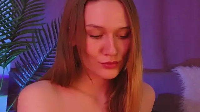 Snapshot of Hina__Derry chatting on January 13, 2025, 4:30 pm Hina Derry online show from January 13, 2025, 4:30 pm