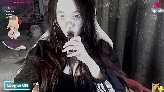chloe crystall killer online show from May 24, 2026, 2:05 am