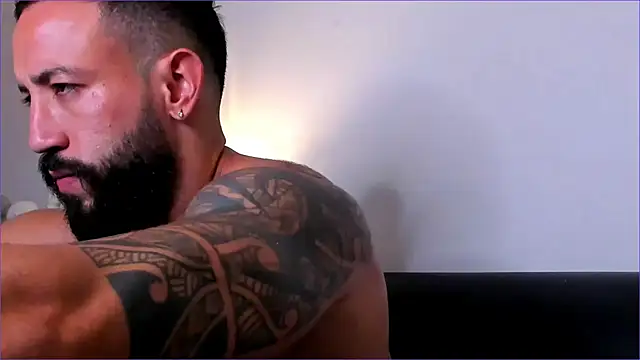 BradLeon  online show from January 9, 2026, 12:52 pm