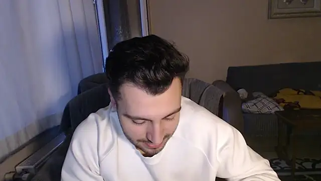 handsomeee04 online show from November 1, 2025, 3:14 pm