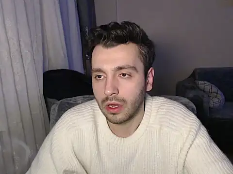 handsomeee04 online show from March 14, 2026, 11:43 pm