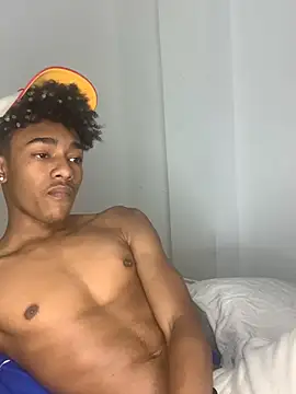 Snapshot of Boy_cock18 chatting on January 6, 2025, 2:15 am Boy cock18 online show from January 6, 2025, 2:15 am