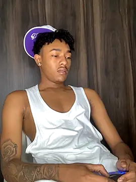 Snapshot of Boy_cock18 chatting on September 25, 2025, 4:27 am Boy cock18 online show from September 25, 2025, 4:27 am