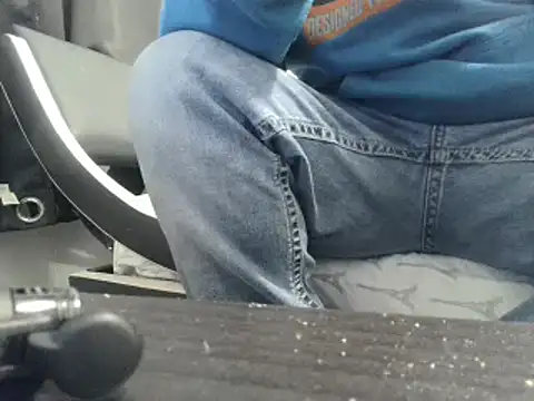 party51502 online show from February 6, 2025, 4:31 am