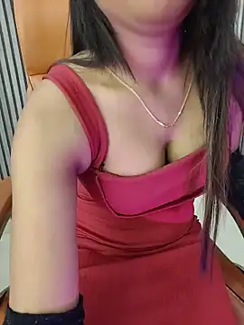 Little  Lia online show from June 11, 2026, 7:45 pm