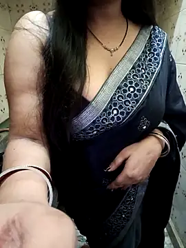 Soniya 444 online show from April 16, 2026, 6:09 pm