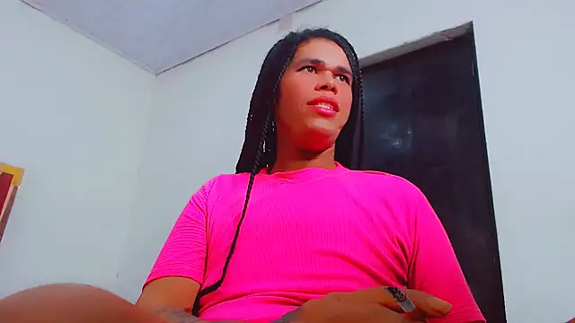 Snapshot of fox_naughty_violet chatting on October 1, 2025, 7:42 pm fox naughty violet online show from October 1, 2025, 7:42 pm