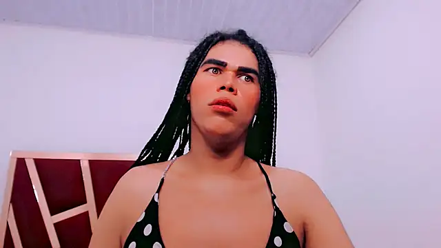 Snapshot of fox_naughty_violet chatting on October 17, 2025, 3:20 am fox naughty violet online show from October 17, 2025, 3:20 am