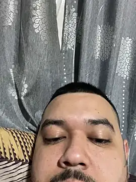 Snapshot of El_Titan1998 chatting on December 24, 2024, 11:11 pm El Titan1998 online show from December 24, 2024, 11:11 pm