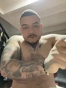 Snapshot of El_Titan1998 chatting on January 5, 2025, 1:58 pm El Titan1998 online show from January 5, 2025, 1:58 pm