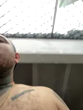 Snapshot of El_Titan1998 chatting on March 12, 2025, 11:53 am El Titan1998 online show from March 12, 2025, 11:53 am