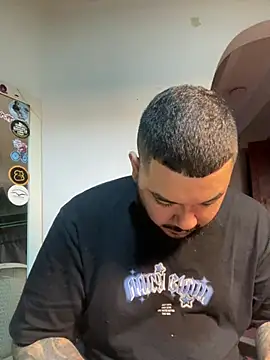 El Titan1998 online show from March 25, 2026, 11:16 am