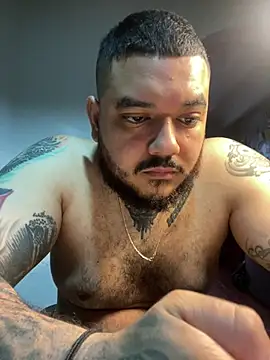 El Titan1998 online show from April 3, 2026, 12:47 pm