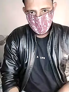 Snapshot of DIL_WALE143 chatting on December 31, 2024, 4:14 pm DIL WALE143 online show from December 31, 2024, 4:14 pm