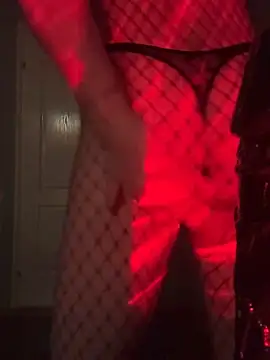 Snapshot of DiamondZar77038 chatting on January 8, 2025, 9:01 pm DiamondZar77038 online show from January 8, 2025, 9:01 pm