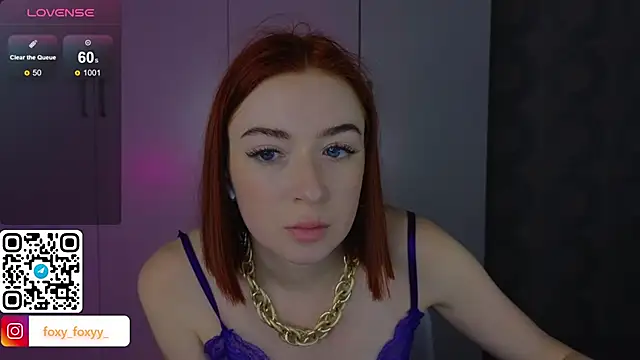 Snapshot of Cuteroxyfoxy chatting on February 9, 2026, 9:13 am Cuteroxyfoxy online show from February 9, 2026, 9:13 am