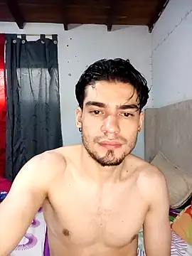 Snapshot of BlakeandRouse chatting on January 18, 2026, 10:35 pm BlakeandRouse online show from January 18, 2026, 10:35 pm