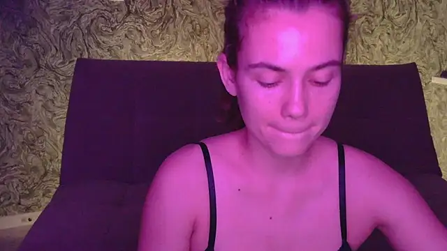 Snapshot of CurlyNed chatting on January 6, 2025, 3:51 pm CurlyNed online show from January 6, 2025, 3:51 pm