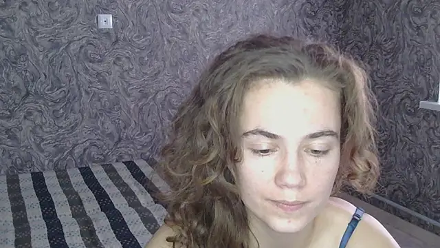 Snapshot of CurlyNed chatting on February 6, 2025, 11:21 am CurlyNed online show from February 6, 2025, 11:21 am