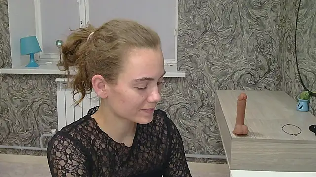 Snapshot of CurlyNed chatting on February 14, 2025, 2:23 pm CurlyNed online show from February 14, 2025, 2:23 pm