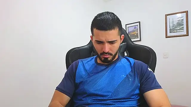 Massimoo 07 online show from March 13, 2025, 6:34 pm