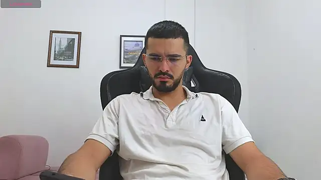 Massimoo 07 online show from November 25, 2025, 2:50 pm