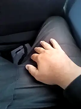 Snapshot of Arasu_ chatting on September 24, 2025, 8:12 pm Arasu online show from September 24, 2025, 8:12 pm