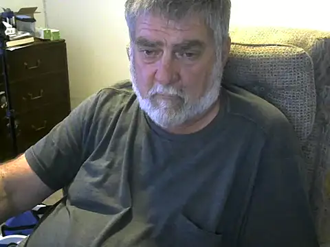 Snapshot of viejo_oso chatting on September 15, 2025, 4:01 am viejo oso online show from September 15, 2025, 4:01 am