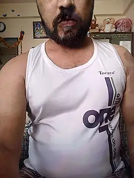 hot punekar online show from February 24, 2026, 5:27 am