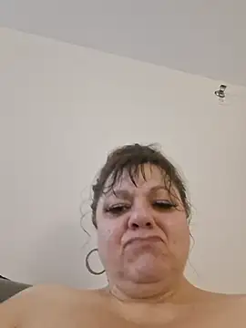Luciouslouise72xh online show from July 4, 2026, 8:31 am