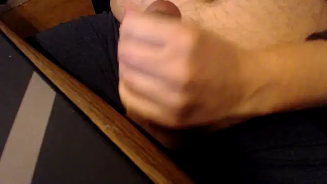 Snapshot of mob0e chatting on January 20, 2025, 5:37 pm mob0e online show from January 20, 2025, 5:37 pm