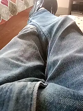 Snapshot of playboyz77 chatting on December 31, 2024, 9:53 am playboyz77 online show from December 31, 2024, 9:53 am