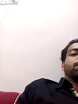 Snapshot of playboyz77 chatting on January 1, 2025, 5:43 am playboyz77 online show from January 1, 2025, 5:43 am