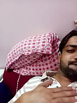 Snapshot of playboyz77 chatting on January 16, 2025, 11:15 am playboyz77 online show from January 16, 2025, 11:15 am