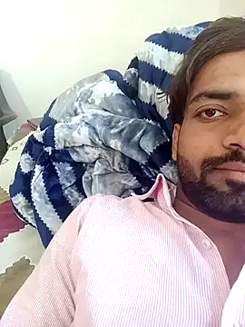 Snapshot of playboyz77 chatting on January 29, 2025, 8:18 am playboyz77 online show from January 29, 2025, 8:18 am