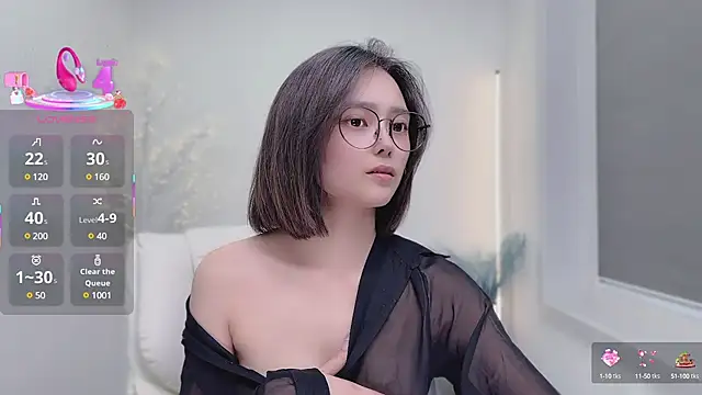 Natasha2025 online show from March 14, 2025, 7:55 pm