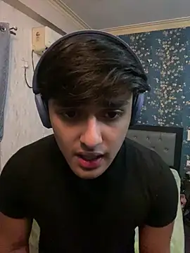 Snapshot of sunny49477 chatting on February 17, 2025, 1:32 pm sunny49477 online show from February 17, 2025, 1:32 pm