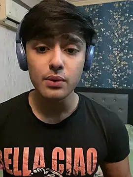 Snapshot of sunny49477 chatting on February 20, 2025, 1:51 pm sunny49477 online show from February 20, 2025, 1:51 pm