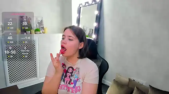 EricaElliott online show from February 25, 2025, 4:14 am