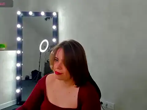 EricaElliott online show from March 12, 2025, 12:26 pm