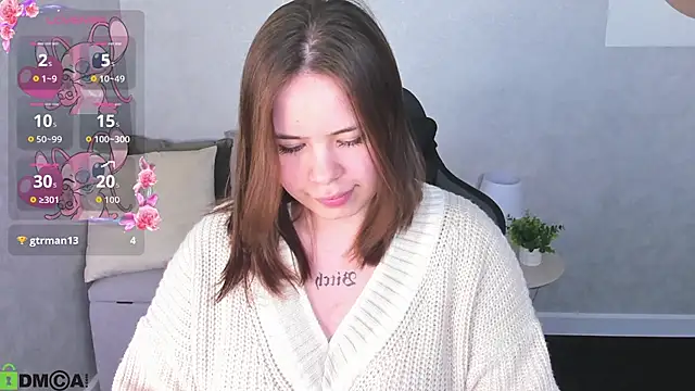 EricaElliott online show from October 14, 2025, 9:32 am