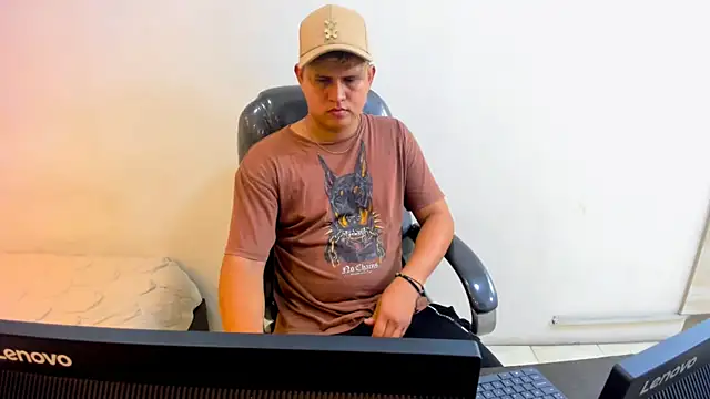 Warning Boy online show from January 3, 2025, 1:16 am