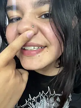 pretty angela1 online show from January 1, 2025, 5:44 pm