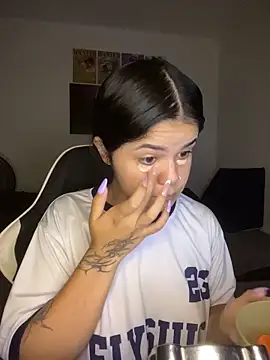 pretty angela1 online show from March 14, 2026, 11:54 pm